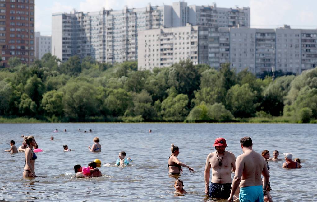 Купание в москве реке