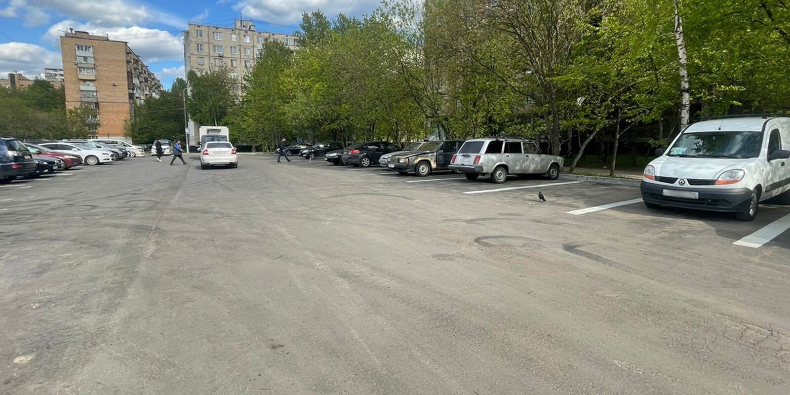 Бесплатную парковку оборудовали в Гольянове на месте пустыря Бесплатную парковку оборудовали в Гольянове на месте пустыря